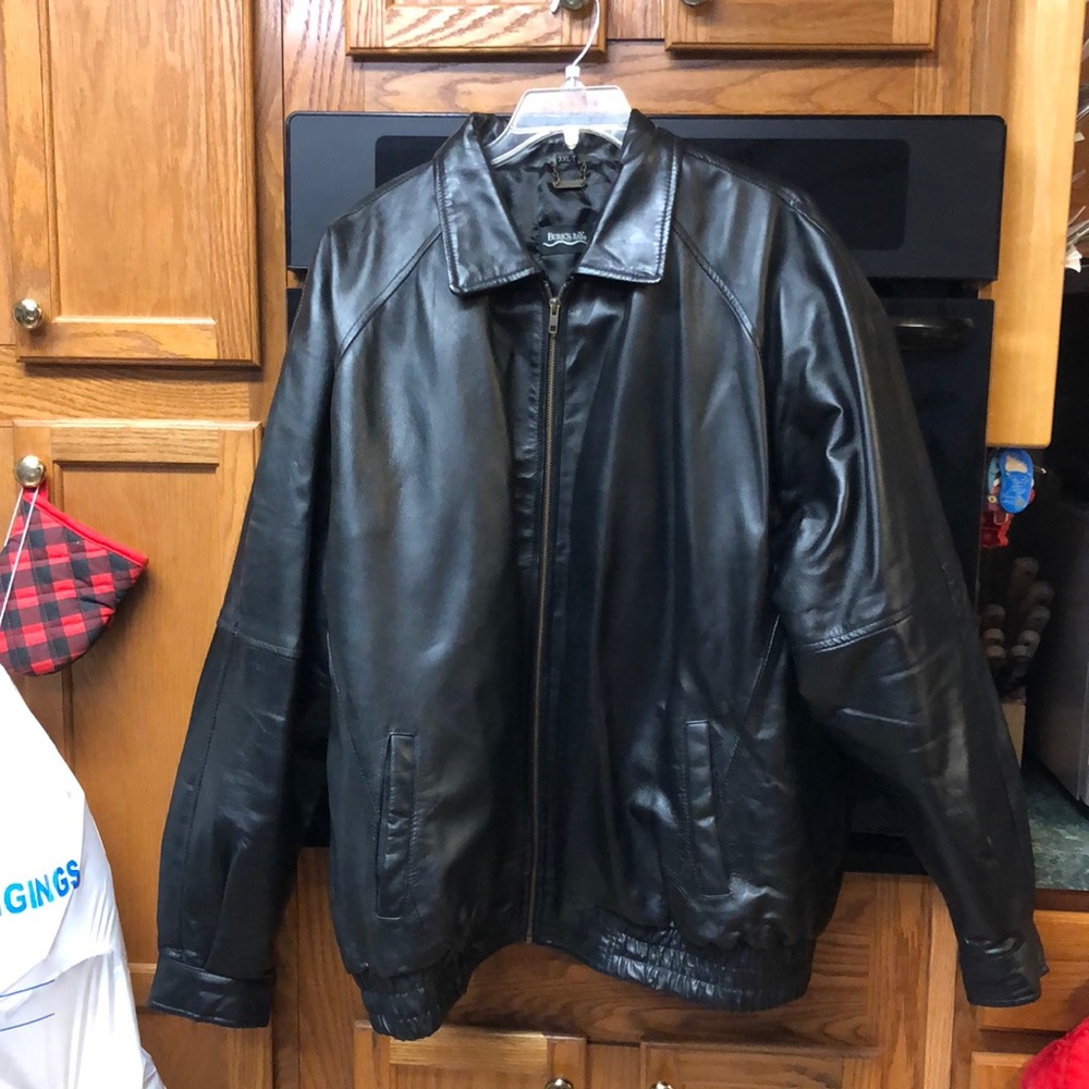 Burk’s Bay genuine leather black insulated coat. 3XL-T